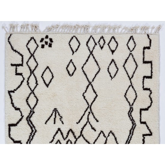 Beige color MOROCCAN Berber Beni Ourain Design Rug with Black Irregular patterns, HANDMADE, 100% Wool