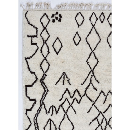 Beige color MOROCCAN Berber Beni Ourain Design Rug with Black Irregular patterns, HANDMADE, 100% Wool