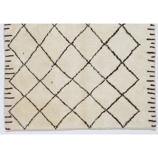 Ivory color MOROCCAN Berber Beni Ourain Design Rug with Brown Diamond patterns, HANDMADE, 100% Wool