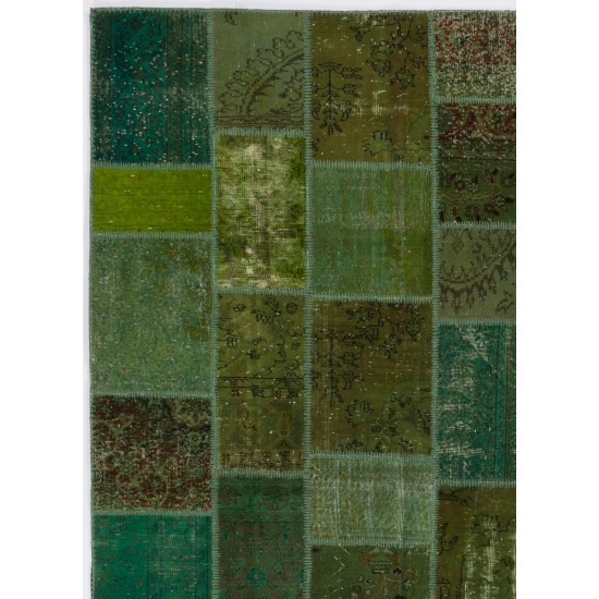 6'6" x 9'10" Green Colored Patchwork Rug