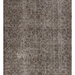 Mid-20th Century Handmade Central Anatolian Rug Overdyed in Gray Color. 5.4 x 8.6 Ft (162 x 261 cm)