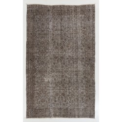 Mid-20th Century Handmade Central Anatolian Rug Overdyed in Gray Color. 5.4 x 8.6 Ft (162 x 261 cm)