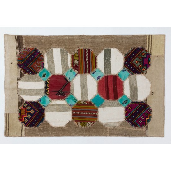 Modern Hand-Made Turkish Patchwork Rug with Hexagon Design. 3.9 x 6 Ft (116 x 180 cm)