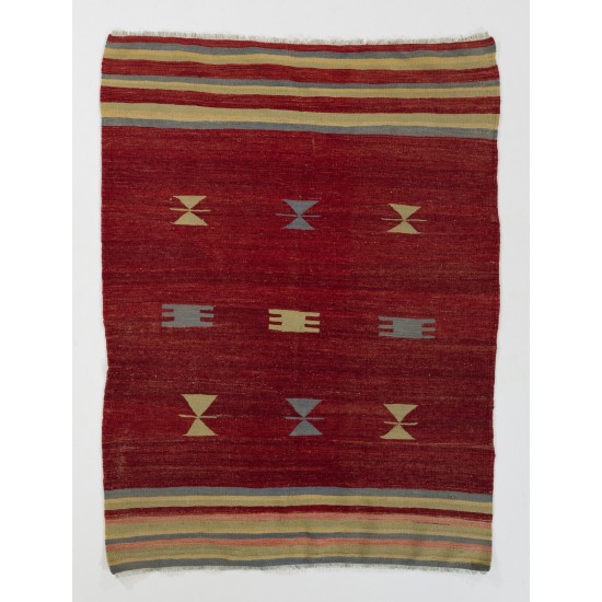 Handmade Turkish Wool Kilim Rug, Authentic Floor Covering. 4.2 x 5.5 Ft (127 x 167 cm)