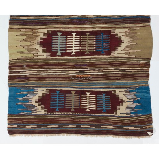 Handwoven Turkish Kilim Made of Wool, Vintage Stiped & Geometric Pattern Rug. 4.7 x 7.7 Ft (142 x 233 cm)