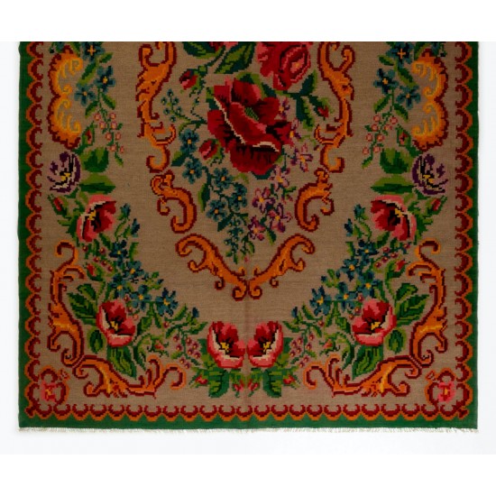 Bessarabian Vintage Hand-Woven Moldovian Wool Kilim, Unique Floral Pattern 50 years old Kilim Rug. 6.3 x 10.4 Ft (191 x 316 cm)