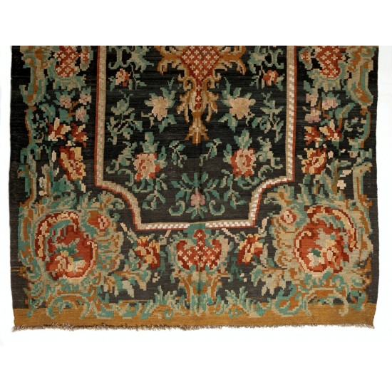 Bessarabian Hand-Woven Floral Pattern Moldovian Kilim, One-of-a-Kind 100% Sheep Wool Vintage Rug. 6.7 x 10.3 Ft (203 x 313 cm)
