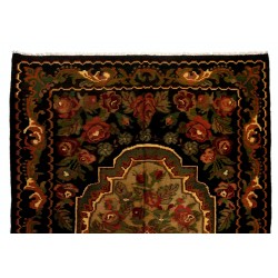 Decorative Bessarabian Hand-Woven Floral Pattern Moldovian Kilim, One-of-a-Kind Vintage Wool Rug. 7.2 x 9.7 Ft (217 x 295 cm)