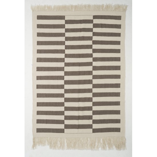 Natural Un-dyed Wool Kilim, Modern Flat-Weave Kilim Rug. Custom Options Available. 8 x 10.7 Ft (238 x 325 cm)