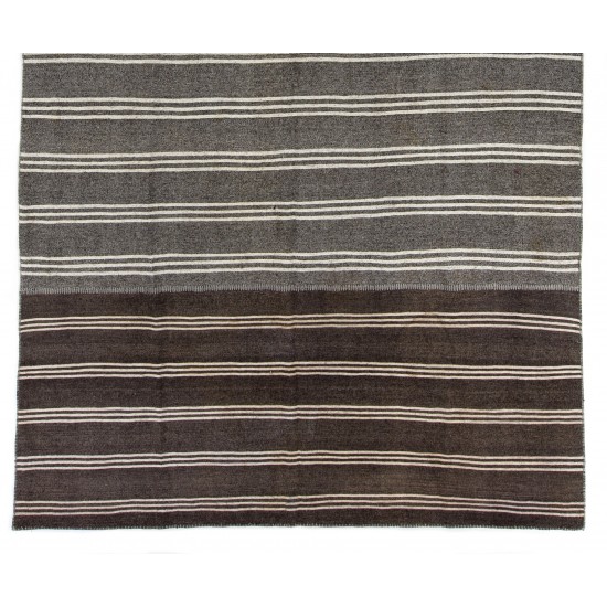 Oversize 1960s Striped Kilim, Flat-weave Central Anatolian Rug. 9.2 x 15 Ft (280 x 460 cm)