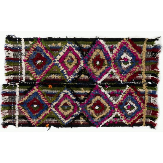 Turkish Kilim "Flat-Weave", Handwoven Vintage Rug with Geometric Design. 2.8 x 3.8 Ft (85 x 115 cm)