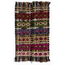 Multicolored Vintage Turkish Kilim. Bed, Floor, Sofa Cover or Wall Hanging. 3 x 4.6 Ft (90 x 140 cm)