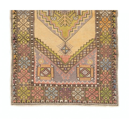 One-of-a-Kind 1960s Handmade Turkish Rug with Geometric Medallion Design, 100% Wool. 3.6 x 6.2 Ft (108 x 187 cm)