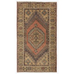 Traditional Oriental Wool Rug from 1960's, Hand-Knotted Turkish Village Carpet. 3.7 x 5.8 Ft (110 x 175 cm)