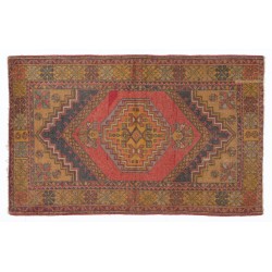 Traditional Handmade Vintage Turkish Rug with Geometric Medallion Design, 100% Wool. 3.8 x 5.8 Ft (113 x 176 cm)