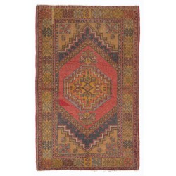 Traditional Handmade Vintage Turkish Rug with Geometric Medallion Design, 100% Wool. 3.8 x 5.8 Ft (113 x 176 cm)