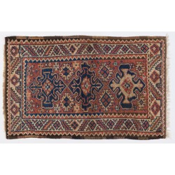 Handmade Vintage Turkish Wool Rug with Medallions. 4 x 6 Ft (122 x 182 cm)