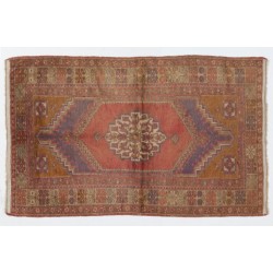 Traditional Handmade Turkish Rug, Mid-Century Oriental Wool Carpet. 4 x 6.6 Ft (122 x 200 cm)