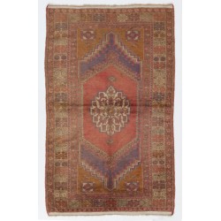 Traditional Handmade Turkish Rug, Mid-Century Oriental Wool Carpet. 4 x 6.6 Ft (122 x 200 cm)
