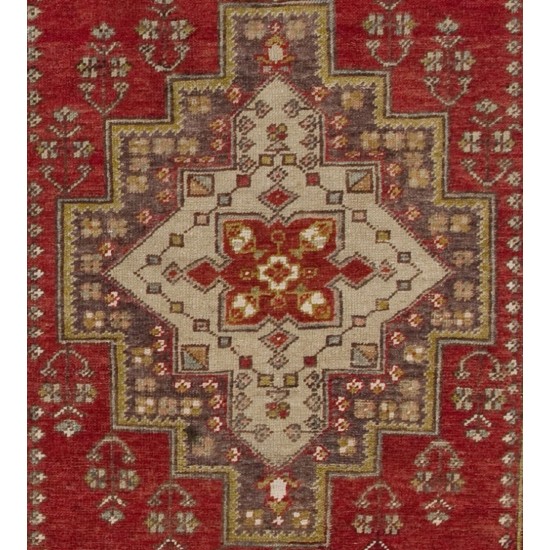 Traditional Handmade Turkish Rug, Mid-Century Oriental Wool Carpet. 4.2 x 6.5 Ft (126 x 196 cm)