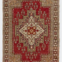 Traditional Handmade Turkish Rug, Mid-Century Oriental Wool Carpet. 4.2 x 6.5 Ft (126 x 196 cm)