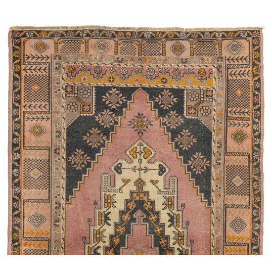 Handmade Turkish Village Rug, Vintage Wool Carpet with Medallion Design. 4.5 x 7.8 Ft (135 x 237 cm)