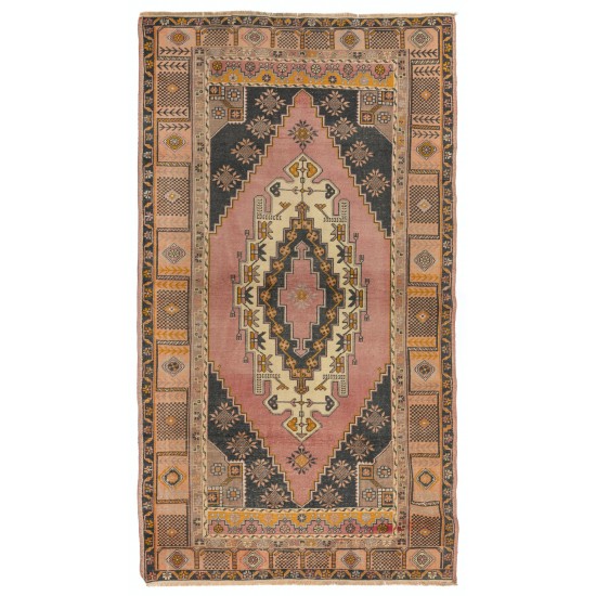 Handmade Turkish Village Rug, Vintage Wool Carpet with Medallion Design. 4.5 x 7.8 Ft (135 x 237 cm)