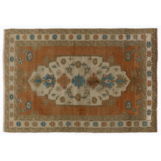 One-of-a-Kind Mid-Century Handmade Turkish Oriental Rug for Traditional Interiors. 100% Wool. 4.5 x 9.5 Ft (136 x 288 cm)