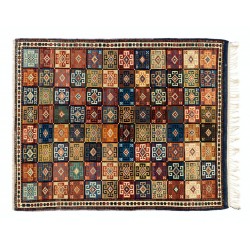 Fantastic Turkish Dowry Rug with All Natural Dyes. 4.6 x 5.8 Ft (140 x 175 cm)