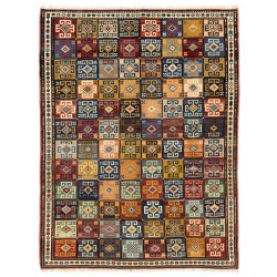 Gorgeous Turkish Dowry Rug with All Natural Dyes. 4.6 x 5.9 Ft (140 x 177 cm)
