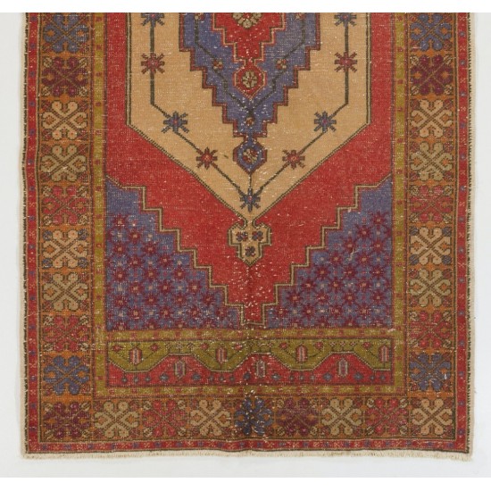 One-of-a-Kind 1960s Handmade Turkish Oriental Rug, 100% Wool. 4.7 x 8.9 Ft (141 x 270 cm)