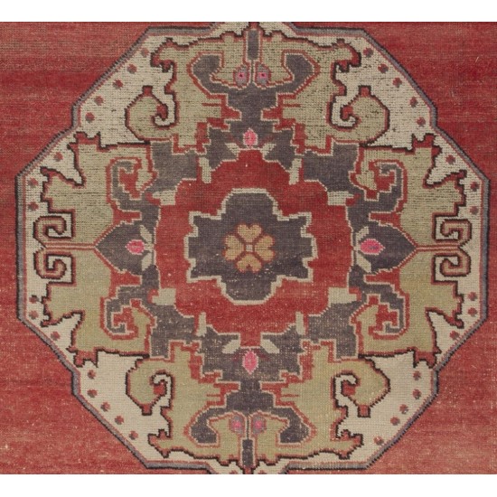 Handmade Turkish Cappadocia Old Rug, 100% Wool. 4.9 x 5.6 Ft (148 x 170 cm)