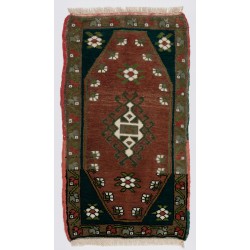 Handmade Doormat (Seat or Cushion Cover), Small Vintage Turkish Rug. 1.5 x 2.6 Ft (43 x 78 cm)