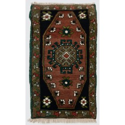 Handmade Doormat (Seat or Cushion Cover), Small Vintage Turkish Rug. 1.5 x 2.5 Ft (44 x 74 cm)