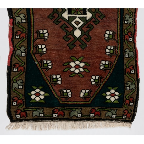 Handmade Doormat (Seat or Cushion Cover), Small Vintage Turkish Rug. 1.5 x 2.5 Ft (44 x 76 cm)