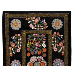 Silk Embroidery Suzani Wall Hanging, Vintage Handmade Uzbek Bed or Table Cover. 4.3 x 6.8 Ft (130 x 205 cm)