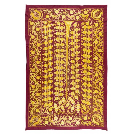 Silk Hand Embroidered Bed Cover, Vintage Suzani Wall Hanging from Uzbekistan. 4.7 x 7 Ft (142 x 213 cm)