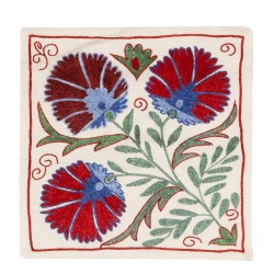 Traditional Silk Silk Embroidery Suzani from Uzbekistan, Handmade Cushion Cover. 17" x 17" (42 x 42 cm)