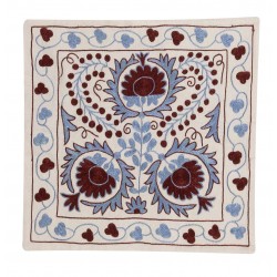 Traditional Silk Silk Embroidery Suzani from Uzbekistan, Handmade Cushion Cover. 19" x 19" (46 x 46 cm)