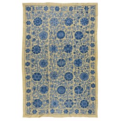 New Silk Embroidery Suzani Textille. Traditional Handmade Uzbek Wall Hanging, Bed or Table Cover. 4.7 x 6.9 Ft (143 x 210 cm)