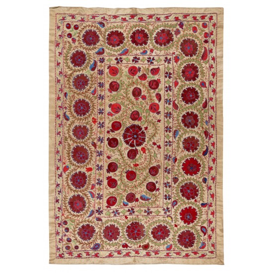 New Silk Embroidery Suzani Textille. Traditional Handmade Uzbek Wall Hanging, Bed or Table Cover. 4.7 x 7 Ft (143 x 213 cm)