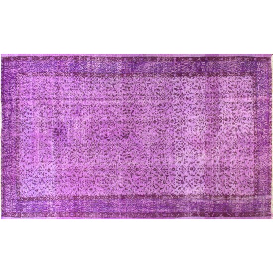 Purple Overdyed Rug, Mid-Century Handmade Central Anatolian Carpet. 5.6 x 9 Ft (170 x 275 cm)