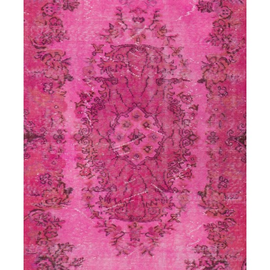 Pink Overdyed Accent Rug, Vintage Handmade Carpet with Medallion Design. 4.3 x 6.9 Ft (130 x 210 cm)