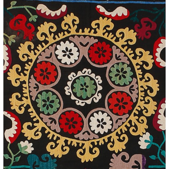 Silk Hand Embroidered Bed Cover, Vintage Suzani Wall Hanging from Uzbekistan. 3.8 x 6 Ft (114 x 182 cm)
