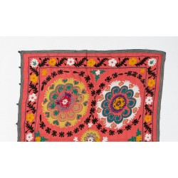 Silk Hand Embroidered Bed Cover, Vintage Suzani Wall Hanging from Uzbekistan. 4.5 x 5.7 Ft (135 x 171 cm)