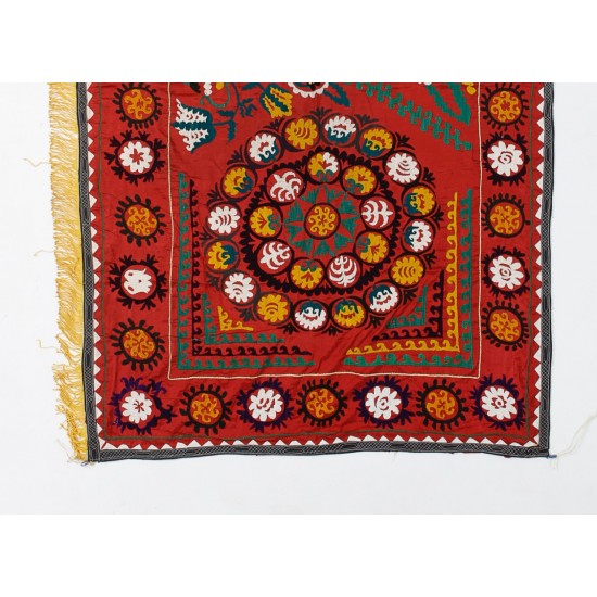 Silk Hand Embroidered Bed Cover, Vintage Suzani Wall Hanging from Uzbekistan. 4.6 x 7.3 Ft (138 x 220 cm)