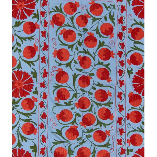 Silk Hand Embroidered Bed Cover, Vintage Suzani Wall Hanging from Uzbekistan. 4.6 x 6.6 Ft (140 x 200 cm)