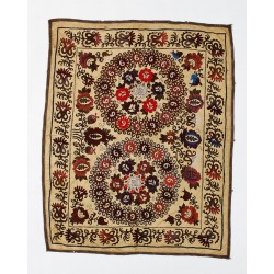 Silk Hand Embroidered Bed Cover, Vintage Suzani Wall Hanging from Uzbekistan. 5 x 6 Ft (155 x 185 cm)