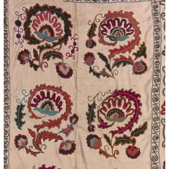 Silk Hand Embroidered Bed Cover, Vintage Suzani Wall Hanging from Uzbekistan. 5.3 x 7 Ft (160 x 212 cm)