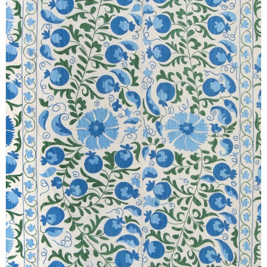 Silk Hand Embroidered Bed Cover, Vintage Suzani Wall Hanging from Uzbekistan. 6.4 x 8.4 Ft (195 x 253 cm)